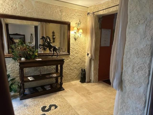Hotel Boutique Saint-Louis リジュー エクステリア 写真